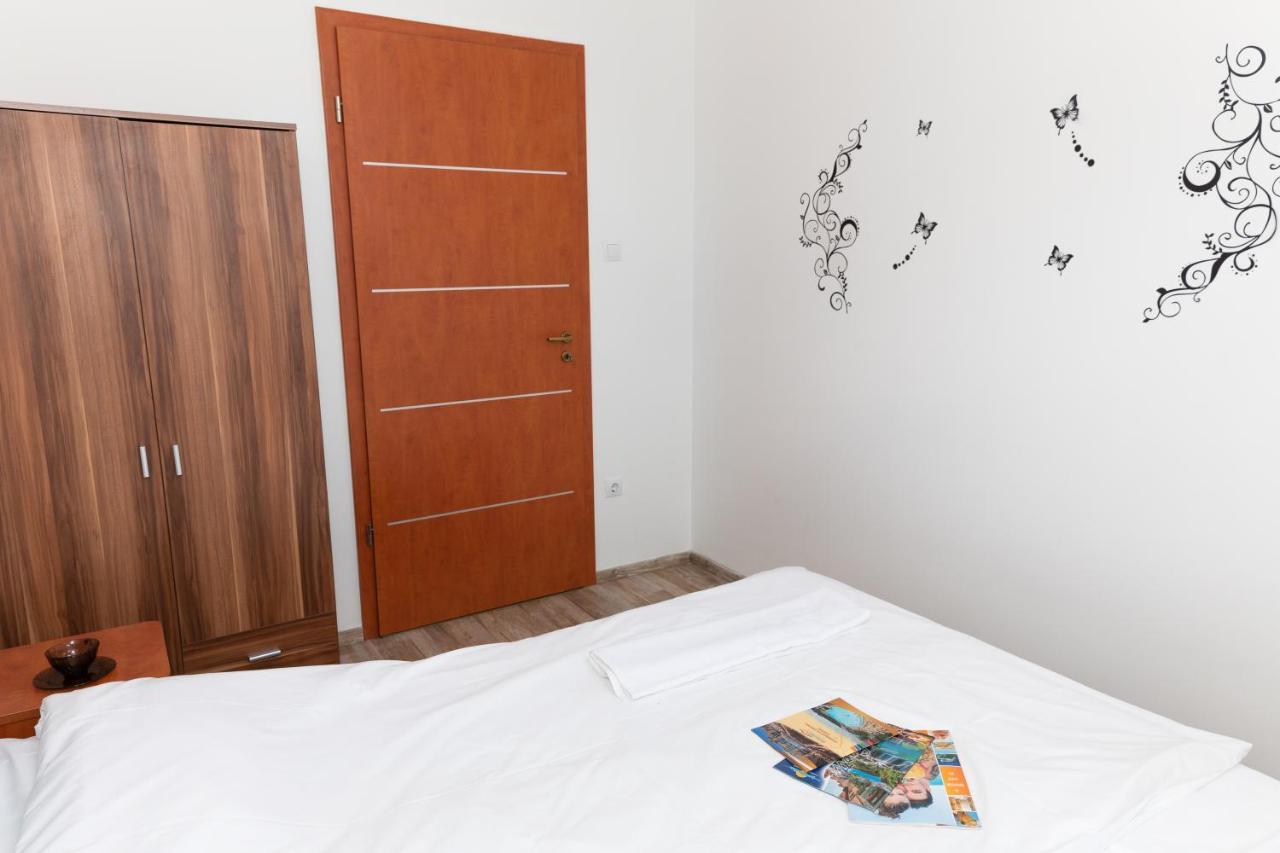 Apartament Big For 4 Adults And 2 Children Under 14 Hajdúszoboszló